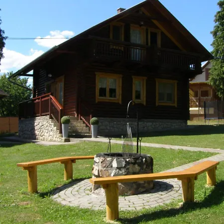 Nyaraló Galamboki Rönk