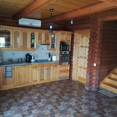 Nyaraló Galamboki Rönk *